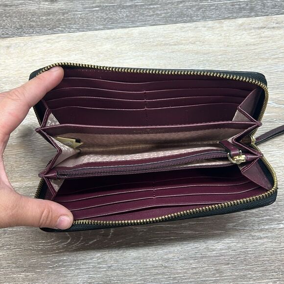 1635 Kate spade leather full zip wallet - Picture 10 of 16